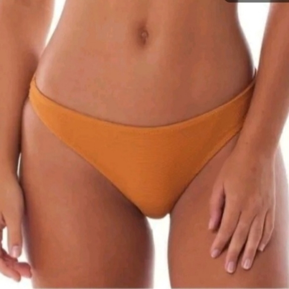 RHYTHM Bikini Bottoms Palm Springs Skimpy Raised Ribbed Textured Fabric Ginger M - Picture 1 of 13